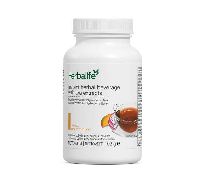 Instant herbal beverage with tea extract